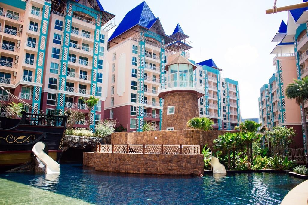 Grand Caribbean Resort Jomtian Pattaya Exterior photo